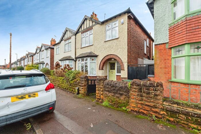 3 Bedroom Semi Detached House For Sale In Clumber Road, West Bridgford, Nottingham, Nottinghamshire, NG2