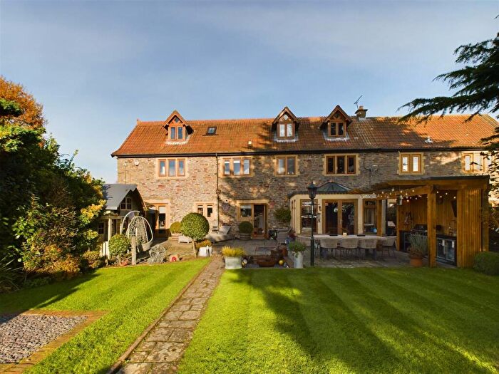 5 Bedroom House To Rent In A Abbots Road, Hanham, Bristol, BS15