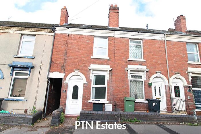 4 Bedroom Terraced House For Sale In Collis Street, Stourbridge, DY8