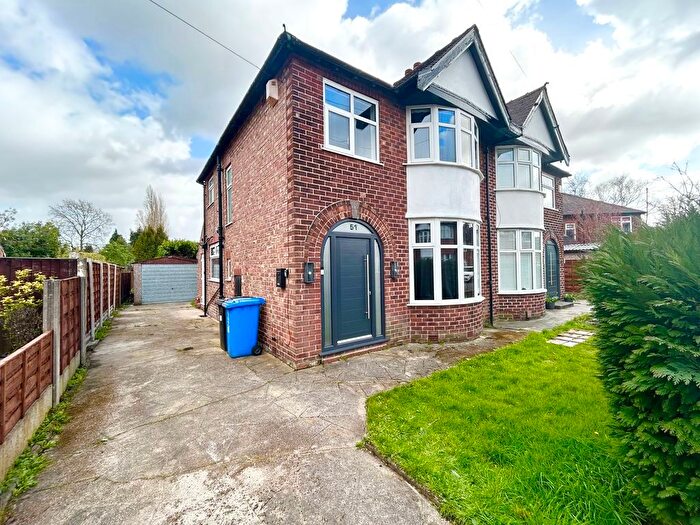 3 Bedroom Semi Detached House To Rent In Langdale Road, Sale, M33