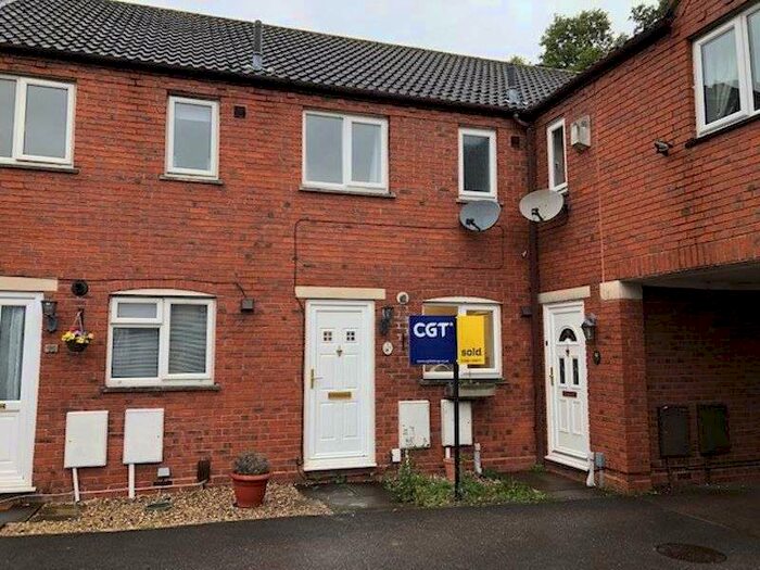 2 Bedroom Property To Rent In Longfield, Quedgeley, Gloucester, GL2