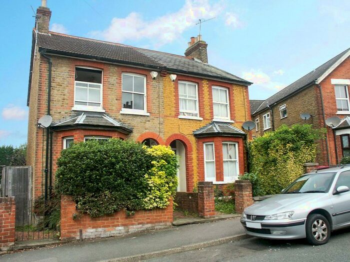 2 Bedroom Semi-Detached House To Rent In King Edward Street, Slough, Berkshire, SL1