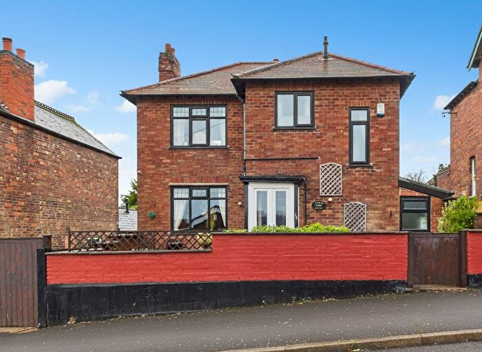 3 Bedroom Detached House For Sale In Swains Avenue, Bakersfield, Nottingham, NG3