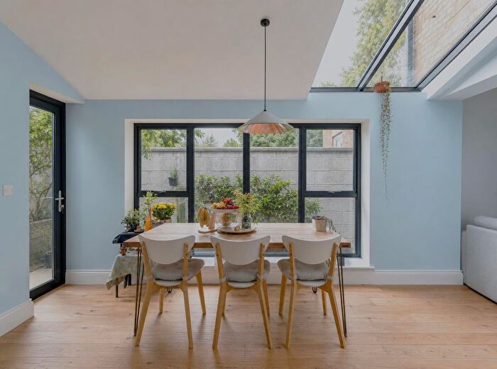 2 Bedroom Flat For Sale In Baker Road, London, NW10