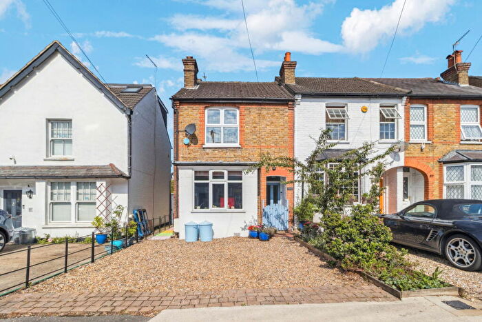 2 Bedroom Detached House For Sale In High Street, Northwood, HA6
