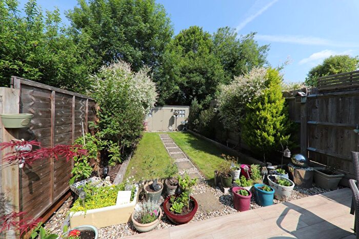 3 Bedroom End Of Terrace House For Sale In Park Road, Rickmansworth, WD3