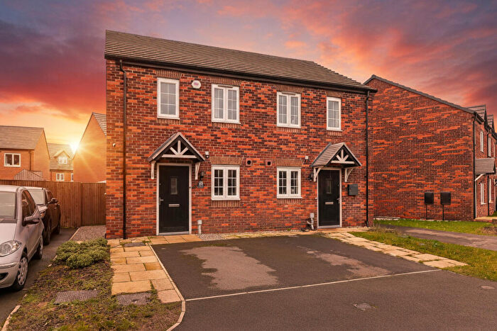 2 Bedroom Semi Detached House For Sale In Hurrier Grove, Rossington, DN11