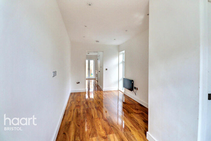 2 Bedroom End Of Terrace House For Sale In Grove Park Road, Bristol, BS4