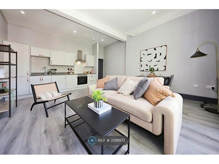 1 Bedroom Flat To Rent In Church Street, Kidderminster, DY10