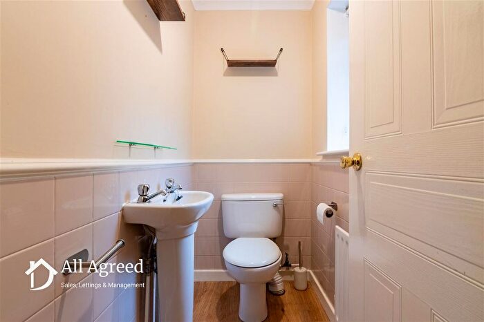 4 Bedroom Detached House For Sale In Hardwick Close, Ripley, DE5