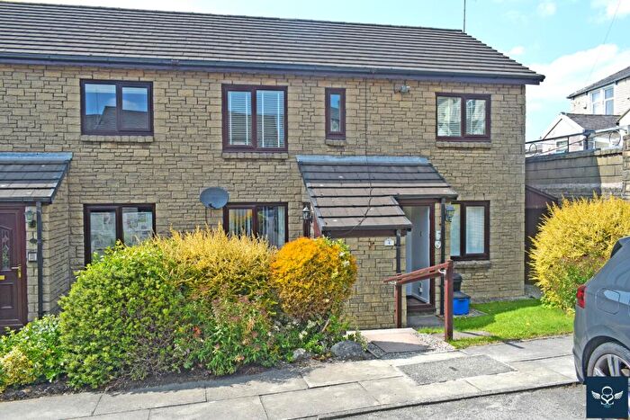 2 Bedroom Apartment For Sale In Albion Court, Burnley, BB11