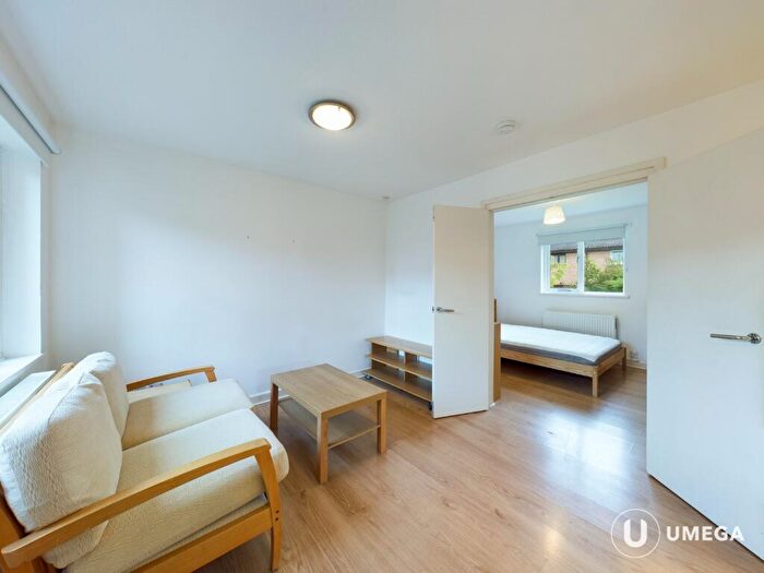 1 Bedroom Semi-Detached House To Rent In Double Hedges Park, Liberton, Edinburgh, EH16