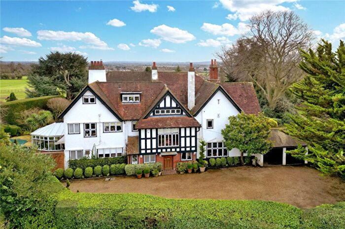 6 Bedroom Detached House For Sale In Hitcham Lane, Taplow, Maidenhead, Buckinghamshire, SL6