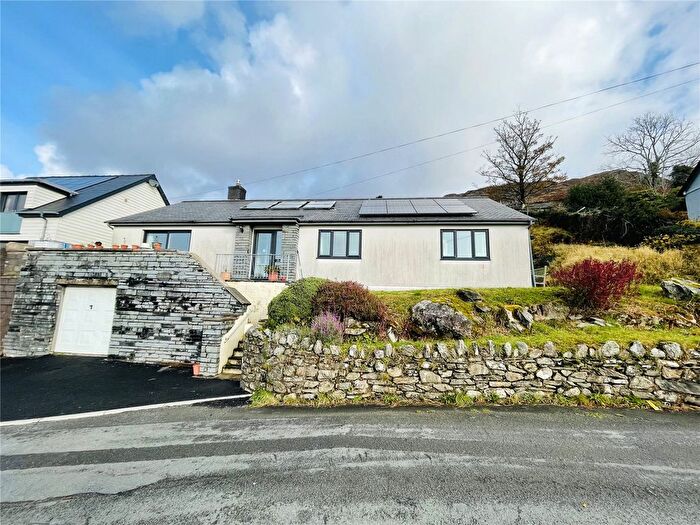 4 Bedroom Bungalow For Sale In Cae Clyd, Manod, Blaenau Ffestiniog, Gwynedd, LL41