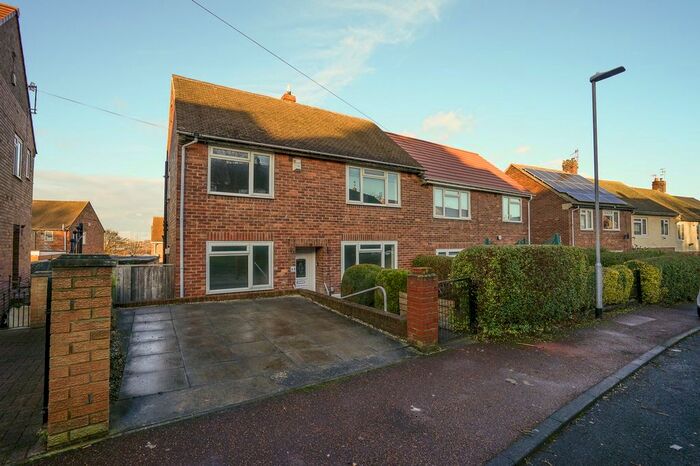 3 Bedroom Semi-Detached House To Rent In Bondene Avenue West, Gateshead, Tyne &amp; Wear, NE10