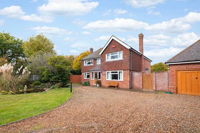 4 Bedroom Detached House For Sale In Nargate Close, Littlebourne, Canterbury, Kent, CT3