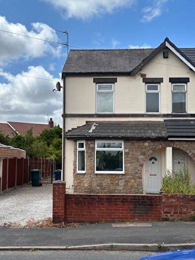 3 Bedroom Semi-Detached House To Rent In New Cut Lane, Southport, PR8