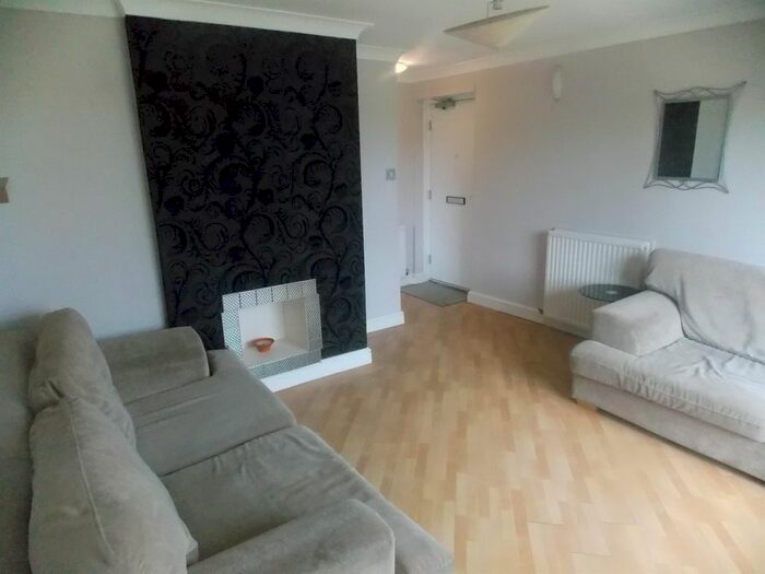 2 Bedroom Flat To Rent In Hoylake Road, Middlesbrough, TS4