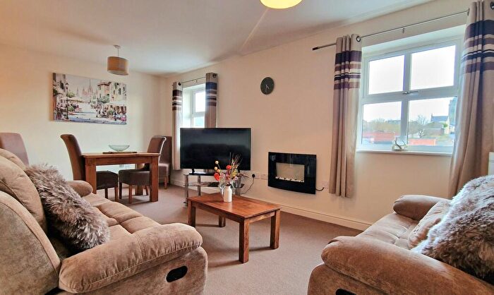 2 Bedroom Flat For Sale In Durham Road, Blackhill, Consett, DH8