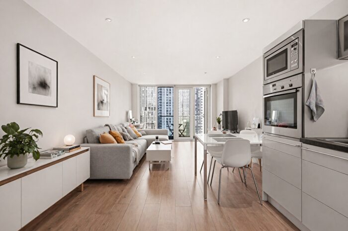 1 Bedroom Flat For Sale In Ability Place, Canary Wharf, E14