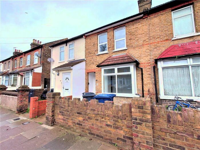 2 Bedroom Terraced House To Rent In Gordan Road, Southall, Greater London, UB2