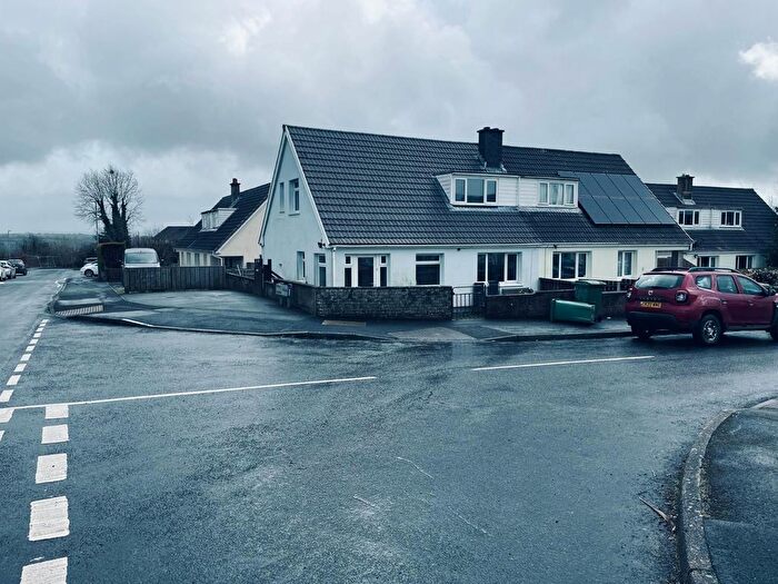 3 Bedroom Semi-Detached House For Sale In The Beeches, Llandysul, SA44