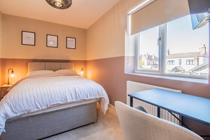 1 Bedroom Flat To Rent In Room Middleton Street, Beeston, Nottingham, NG9