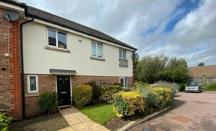 3 Bedroom Property To Rent In Summerleas Close, Hemel Hempstead, HP2