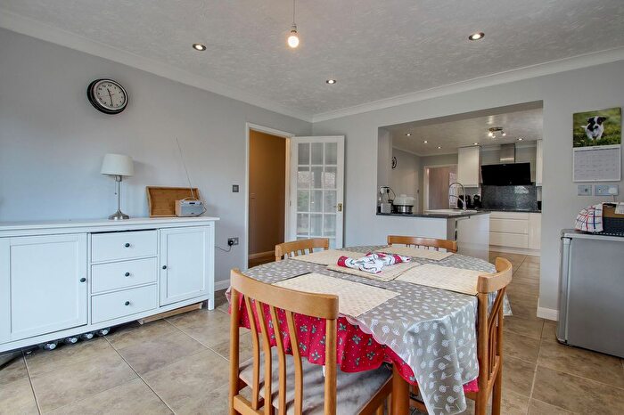 3 Bedroom Detached Bungalow For Sale In Lynn Road, Walpole Highway, PE14