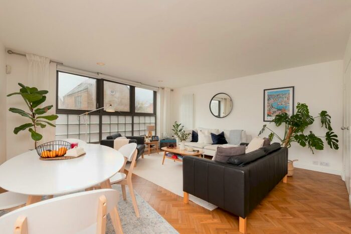 1 Bedroom Flat To Rent In New Crane Place London, E1W