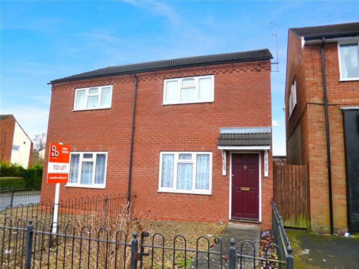 2 Bedroom Semi-Detached House To Rent In Canterbury Road, Kidderminster, DY11