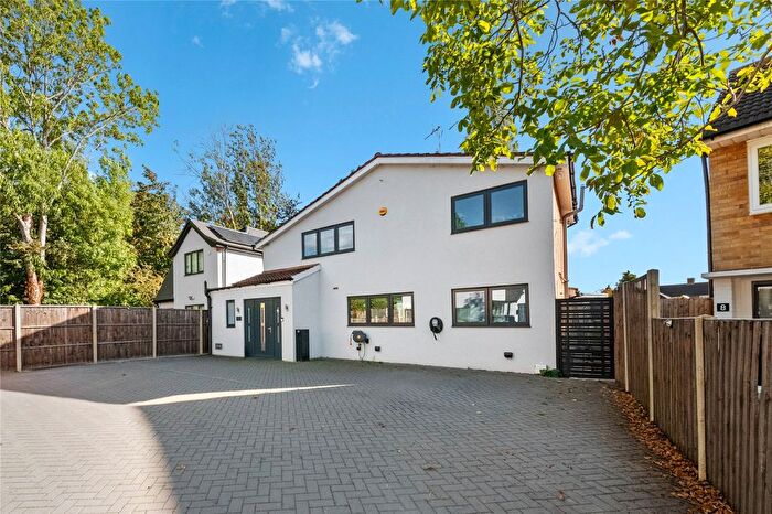 5 Bedroom Detached House For Sale In Sheepcote Gardens, Denham, Uxbridge, Buckinghamshire, UB9