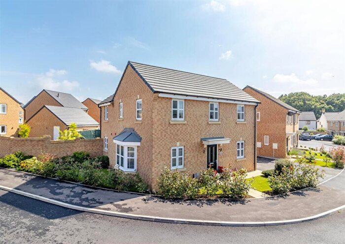 4 Bedroom Detached House For Sale In Falling Foss Way, Bramhope, Leeds, LS16