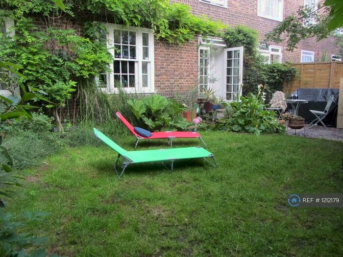 2 Bedroom Flat To Rent In Arrowsmith House, London, SE11