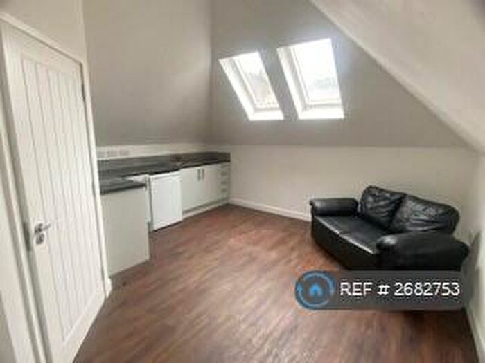 1 Bedroom Flat To Rent In Ninetree Hill, Bristol, BS1