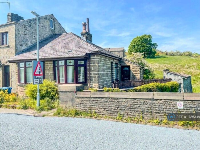 2 Bedroom Bungalow To Rent In Dean Lane, Rossendale, BB4