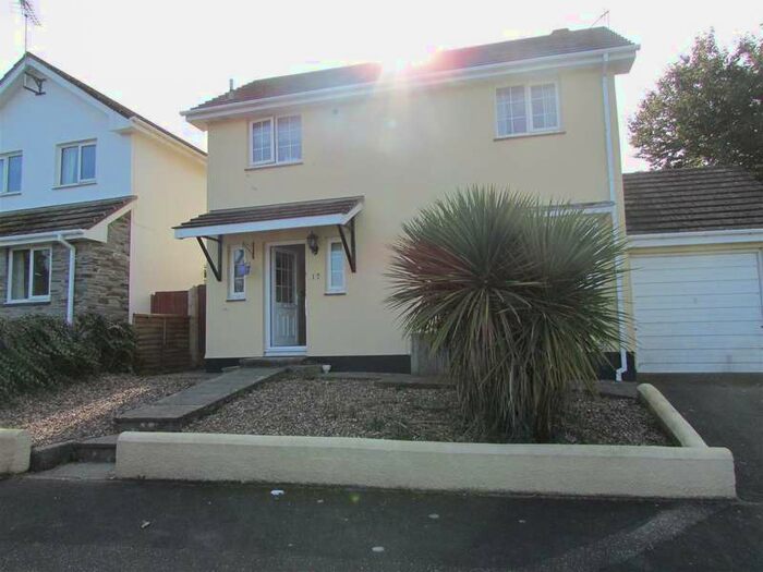 3 Bedroom Detached House To Rent In Fremington, EX31