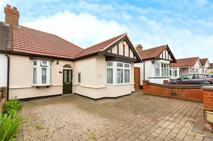 2 Bedroom Semi-Detached House For Sale In Lamerton Road, Barkingside, Ilford, IG6