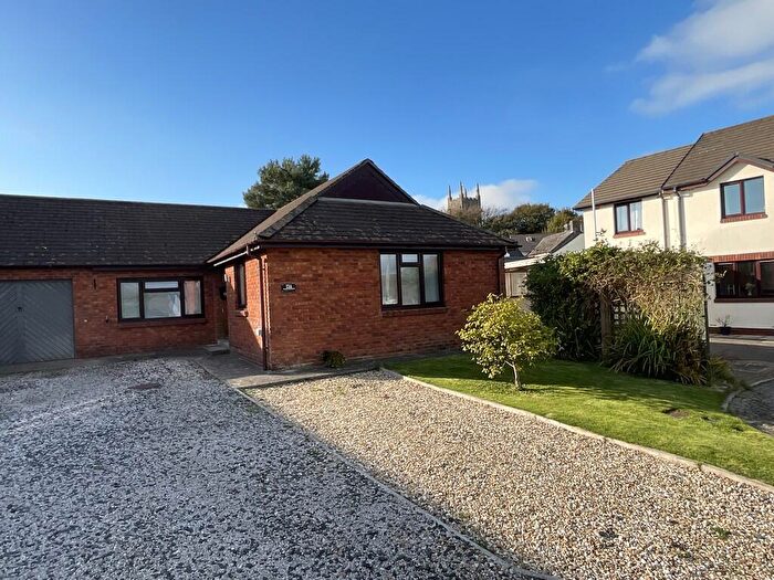 2 Bedroom Semi-Detached Bungalow To Rent In Rosecott Park, Kilkhampton, EX23