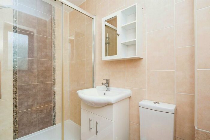 4 Bedroom Detached House For Sale In The Spinney, Robertsbridge, East Sussex, TN32