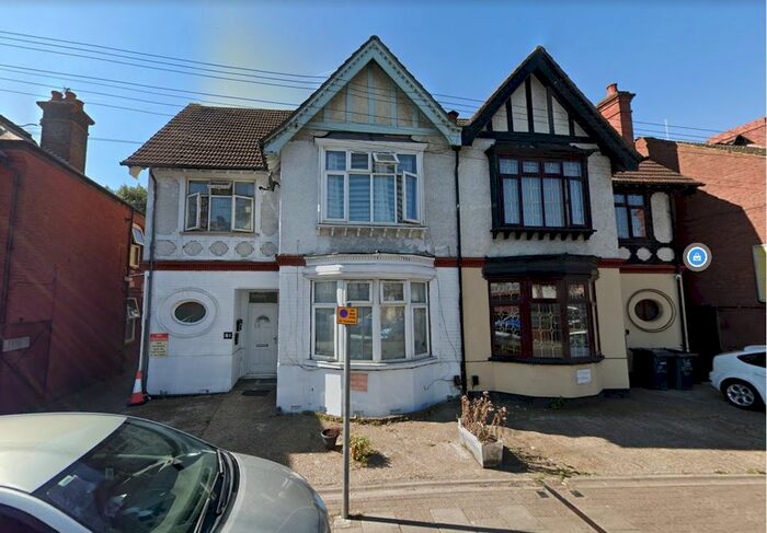 1 Bedroom Flat To Rent In Leagrave Road, Luton LU4