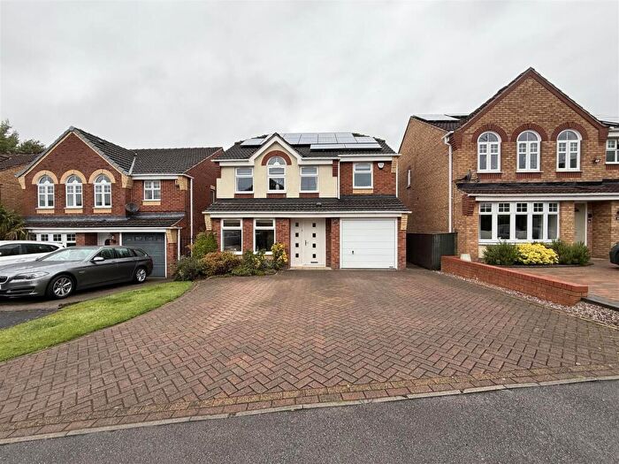 4 Bedroom Detached House For Sale In Windgate Rise, Stalybridge, SK15