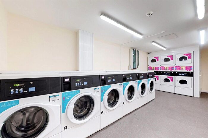 Studio To Rent In St. James Road, Glasgow, G4