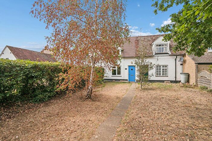 2 Bedroom Terraced House For Sale In Newbury Lane, Silsoe, MK45