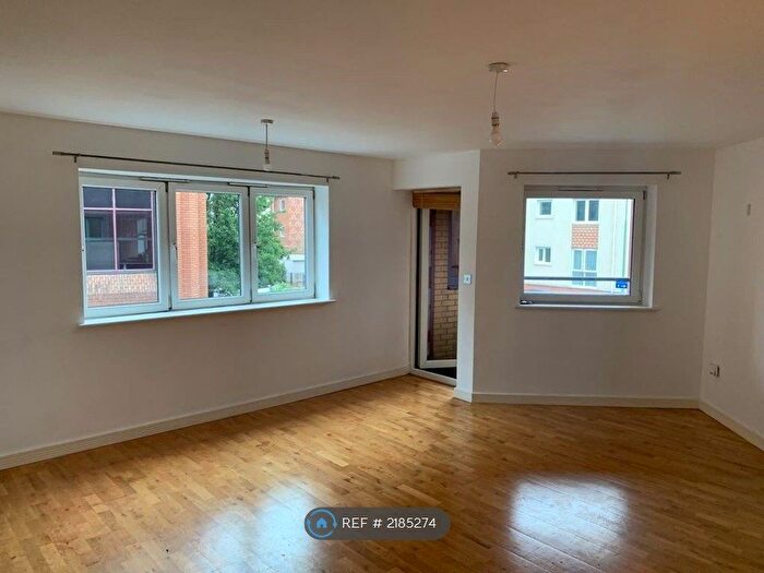 1 Bedroom Flat To Rent In Brookfield House, Hemel Hempstead, HP2