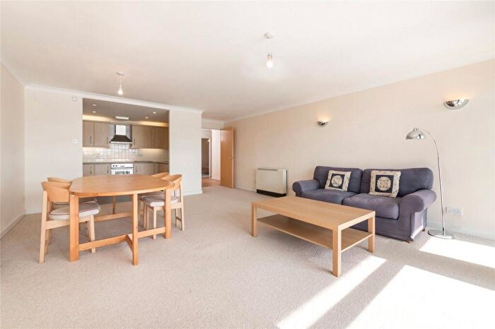2 Bedroom Flat For Sale In Arnhem Wharf, Arnhem Place, E14