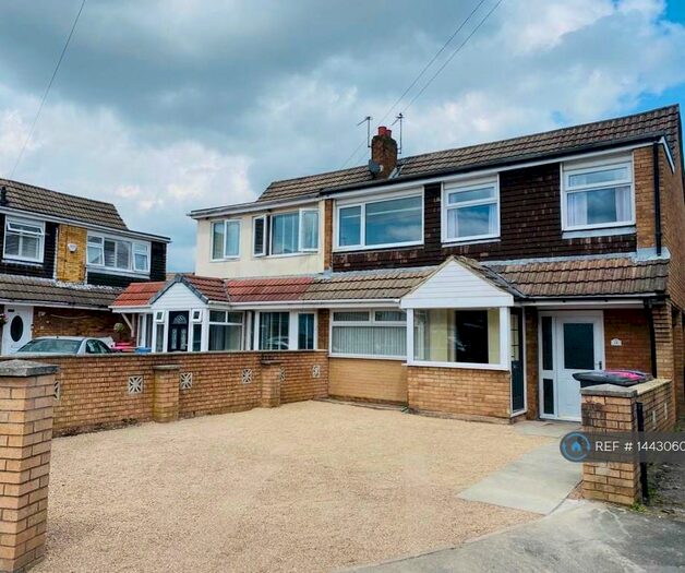 4 Bedroom Semi-Detached House To Rent In Edale Road, Manchester, M44