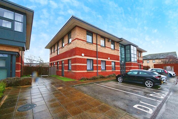 2 Bedroom Flat For Sale In Aviator Court, York, YO30