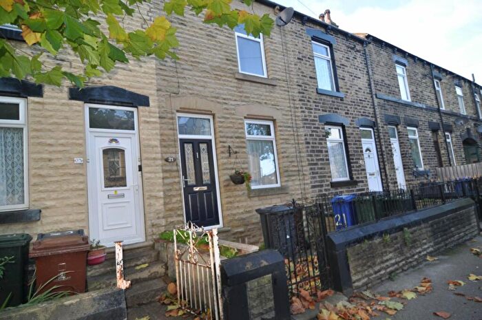 3 Bedroom House To Rent In Park Grove, Barnsley, S70