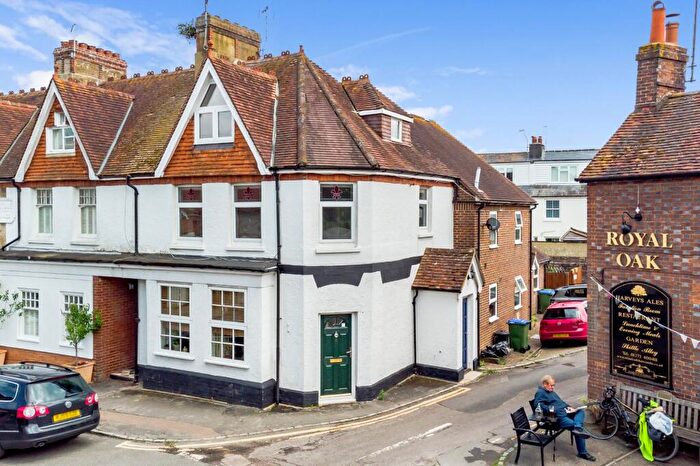 2 Bedroom Property To Rent In Gladstone Buildings, Barcombe, BN8